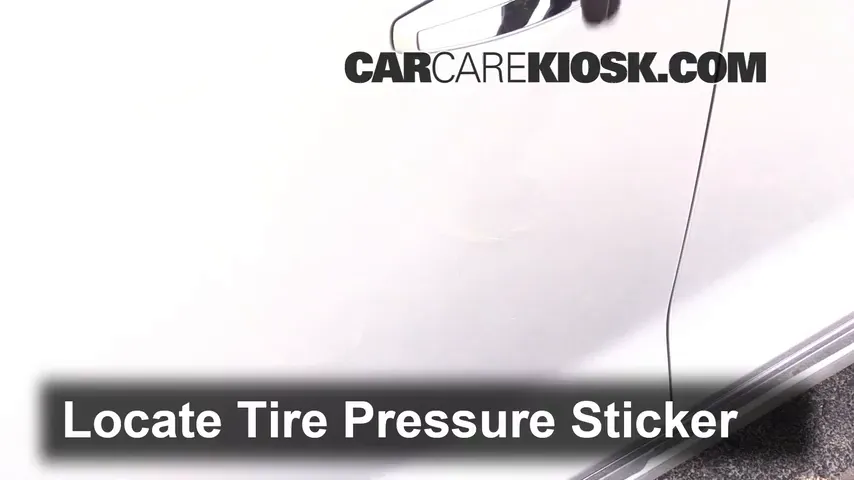 2013 Buick LaCrosse 3.6L V6 FlexFuel Tires & Wheels Check Tire Pressure